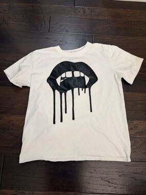 Wildfox White Tee with Black Dripping Lip Graphic
